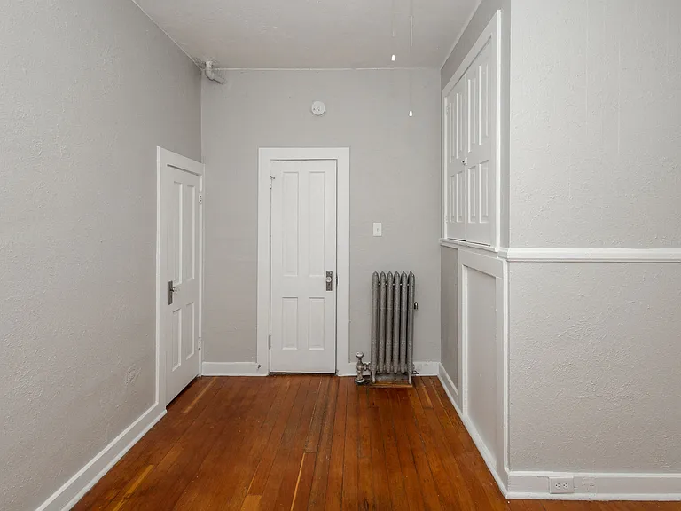 1449 N Emerson St — Photo 24