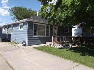 206 Oak St, Audubon, IA 50025
