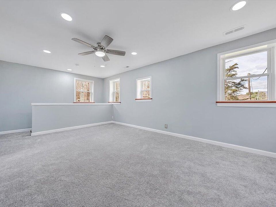 1st image of 2550 Coleman Ln