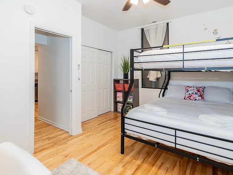 2544 N Burling St #1R — Photo 7