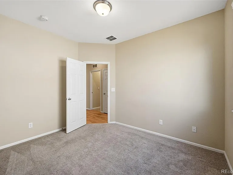 3645 Desert Ridge Cir — Photo 24