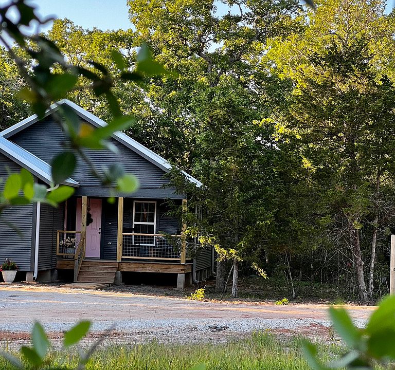 1st image of 335 Husk Ln