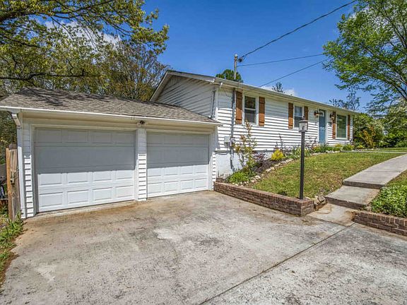 2nd image of 539 E Beaver Creek Dr