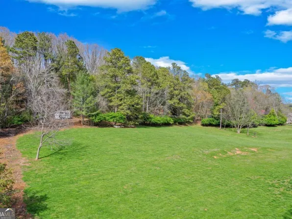 3225 Dunlap Dr, Gainesville, GA 30506