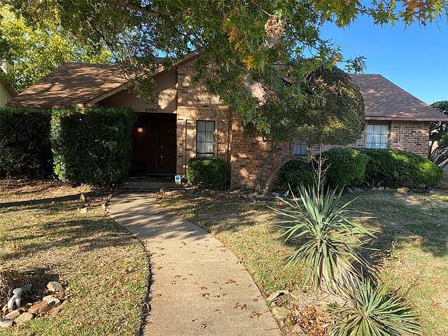 1st image of 2900 Hamlett Ln