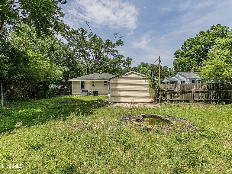 717 New River Dr — Photo 30
