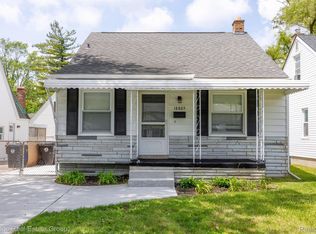 18865 Sumner, Redford, MI 48240