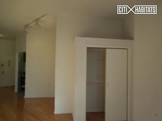 Rented by Citi Habitats | media 14