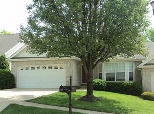 5526 Remington Villas Ct, Saint Louis, MO 63129