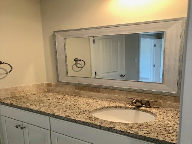 2nd image of 40522 Sagefield Ct