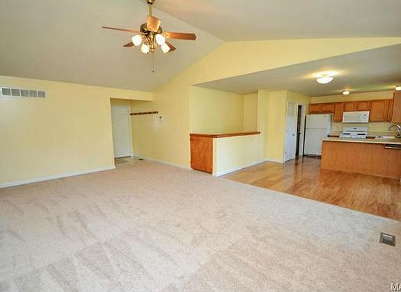 5th image of 168 Gorget Dr
