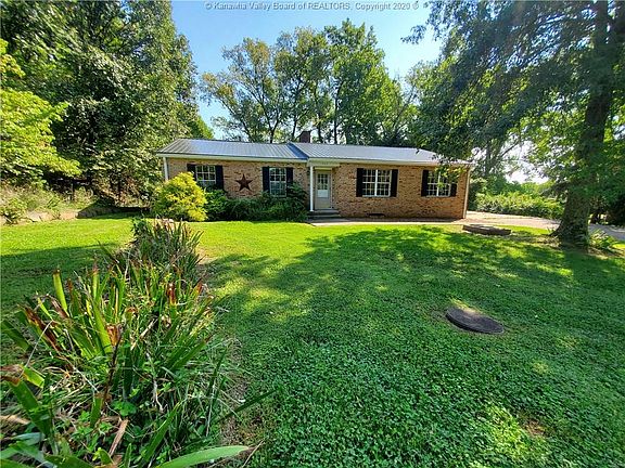 2nd image of 509 Hillcrest Dr