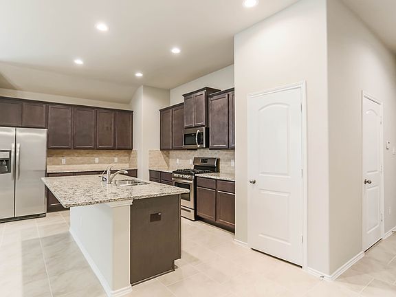 5th image of 23822 Piedmont Forest Dr