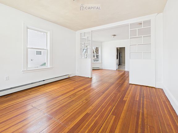 4th image of 162 Armington St #1