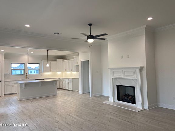 2nd image of 306 Appleby Way
