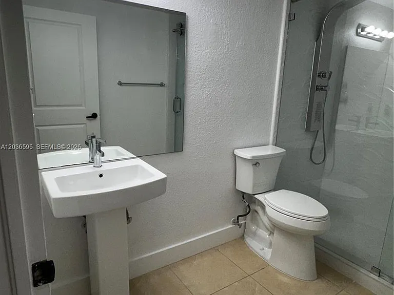 2301 SW 27th Ave #503 — Photo 16