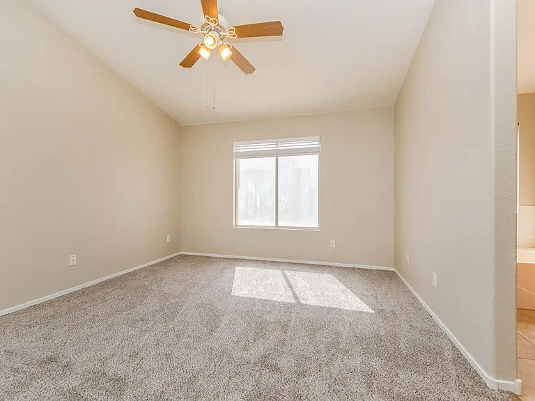 607 Park Landing Ct — Photo 8