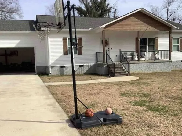 368 Riverside Dr, Gadsden, AL 35903