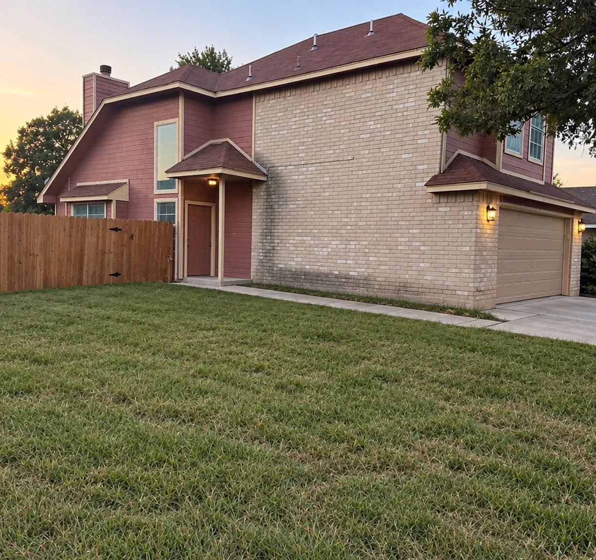 3 bed, 1575 sqft, $1,700 — Photo 2