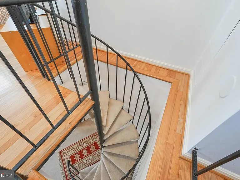 3630 39th St NW #B530 — Photo 24
