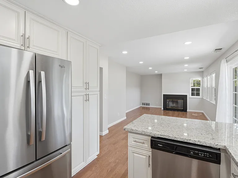 1517 David Ln — Photo 18