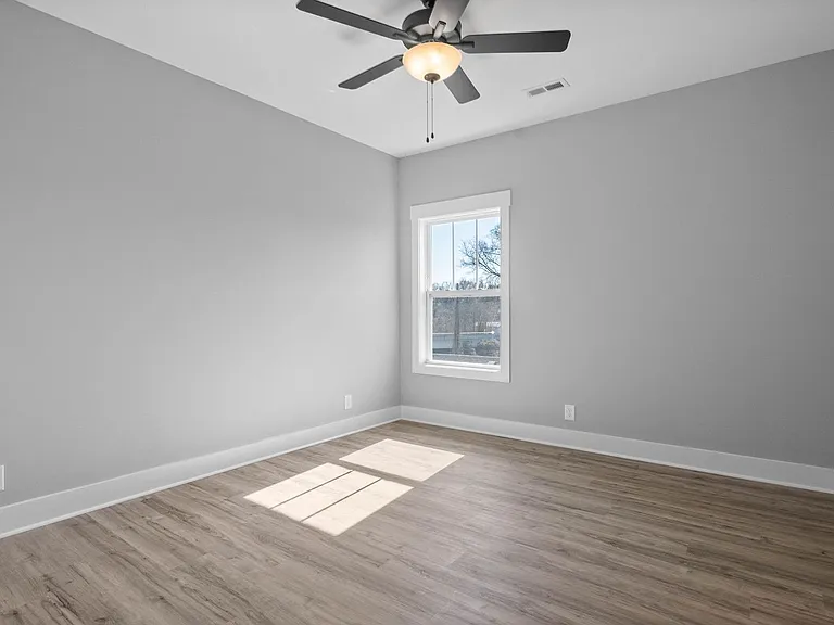 330 Academy Ave #X6 — Photo 21