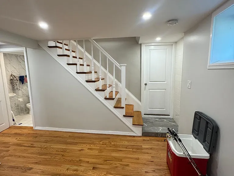 15 Moody St — Photo 20