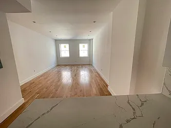 Rented by Best Apartments North Inc