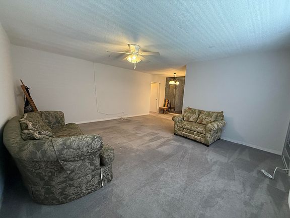 3rd image of 3860 NE 21st Way