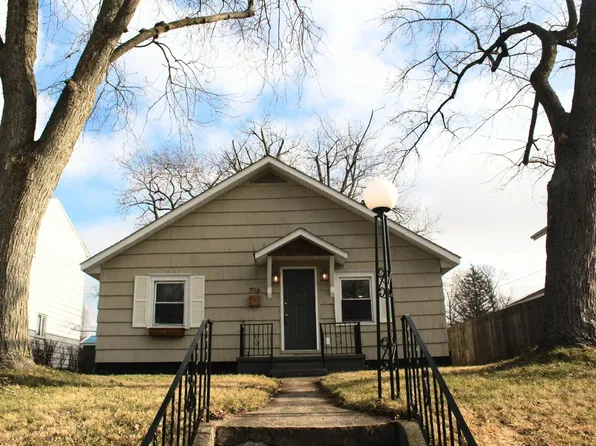 716 S 36th St, South Bend, IN 46615