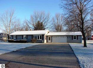 721 E North St, Ithaca, MI 48847
