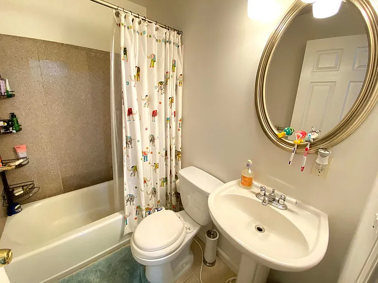 400 Alemany Blvd — Photo 20