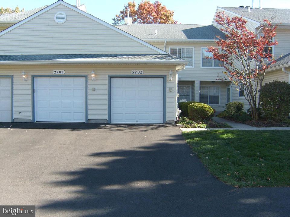 1st image of 2703 Lynbrooke Dr