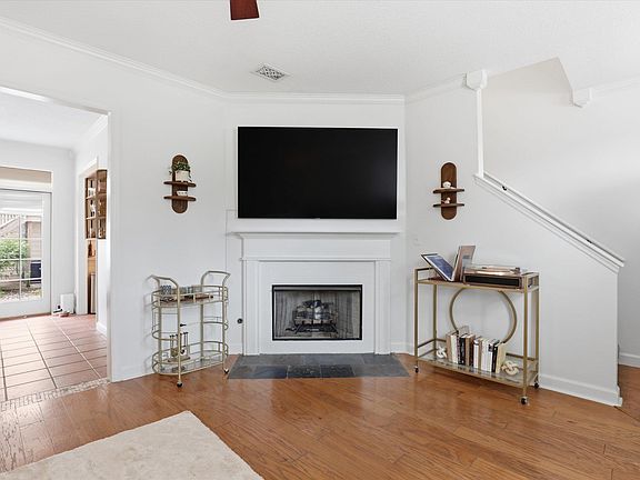 5th image of 3121 Mulberry Park Blvd
