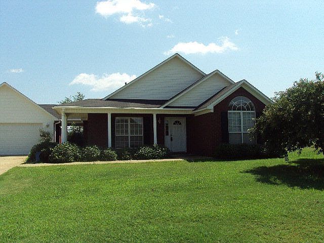 1st image of 163 Garden Terrace Dr