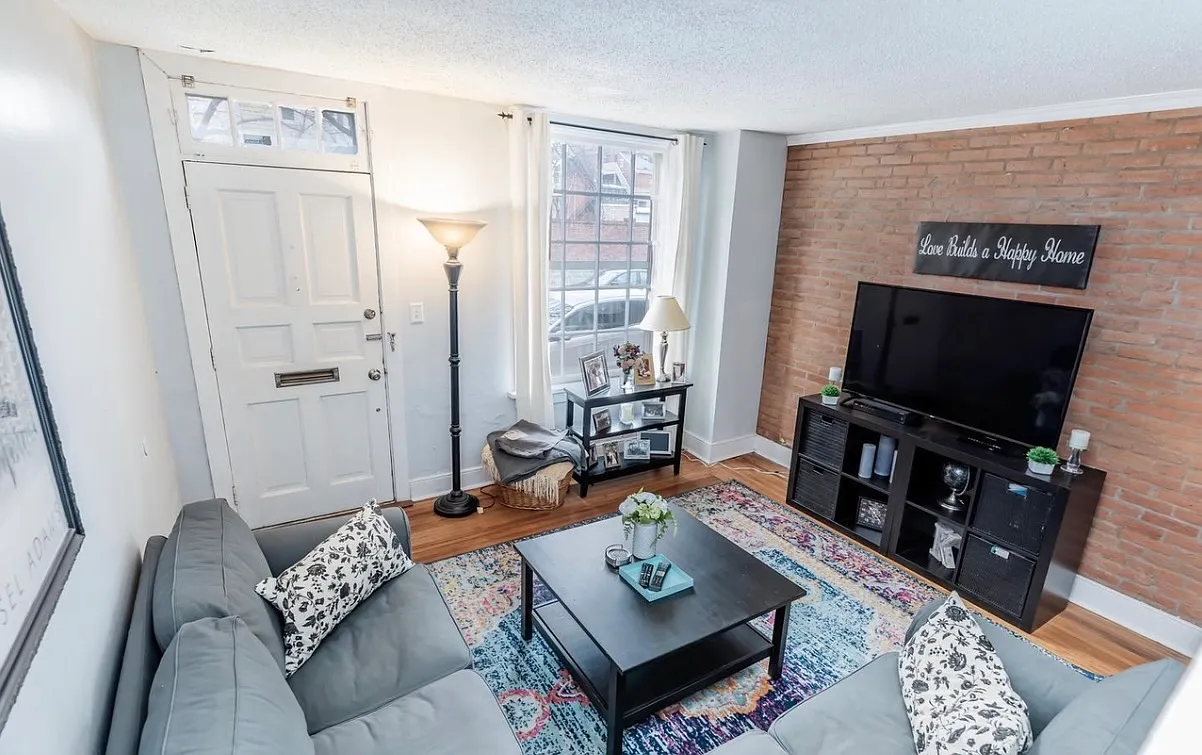 3 bed, 1202 sqft, $1,540 — Photo 4