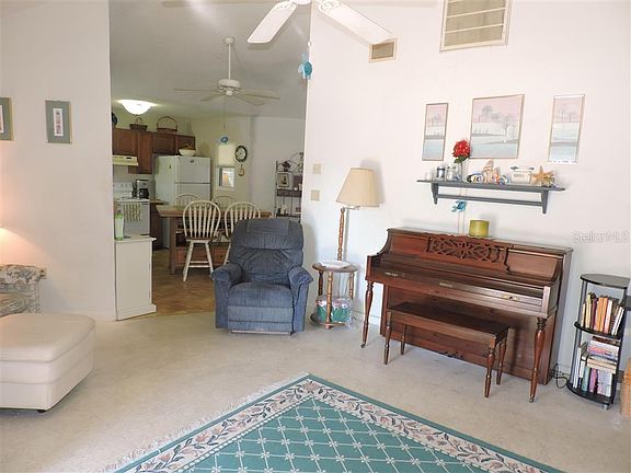 3rd image of 4632 Adams Ave
