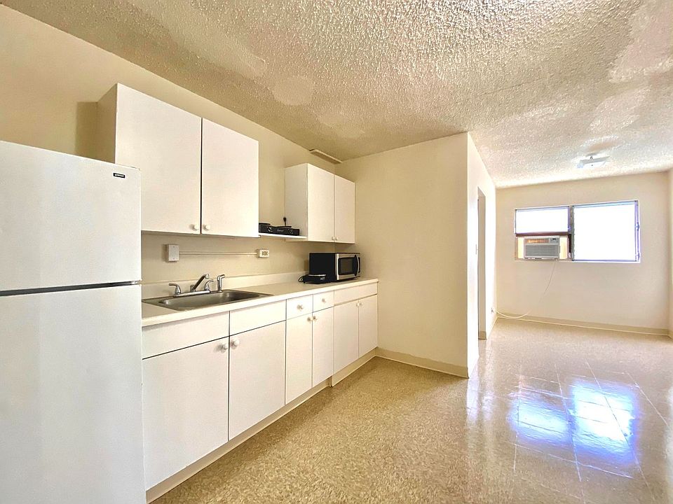 1st image of 218 Kaiulani Ave #2