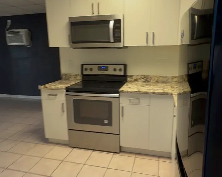 2835 Polk St #B — Photo 7