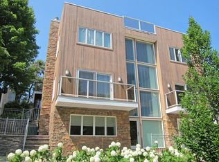 2 Cliff Way, Baiting Hollow, NY 11933