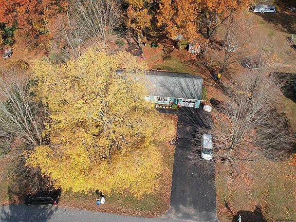2nd image of 80 Perkins Dr