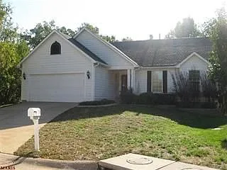 1 Morehead Ct photo 1