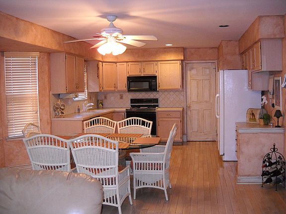 Kitchen with Hardwood floors and pantry