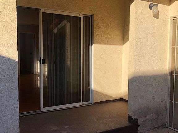 5th image of 929 Benito Ave #A