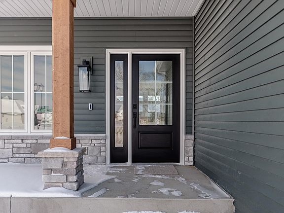2nd image of 54663 Pierre Trails Dr