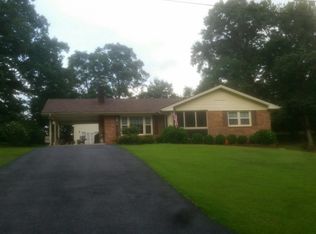 620 Spring St, Hurt, VA 24563