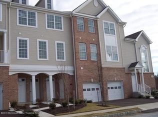 12 Farrah Dr, Manahawkin, NJ 08050