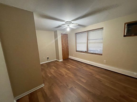 bedroom #1