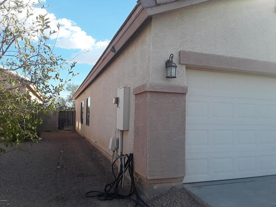 2nd image of 89 3rd Ave W