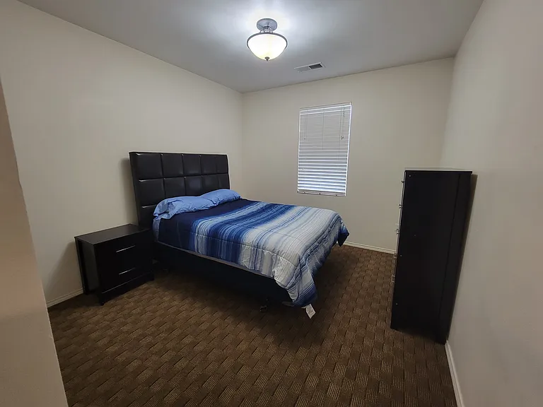 Artesia Apartments — Photo 6
